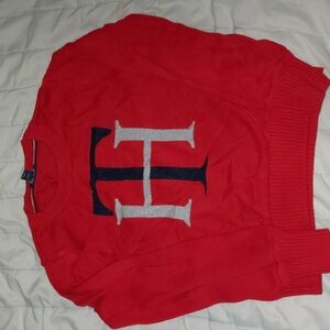 Used Tommy Hilfiger girls knit sweater.